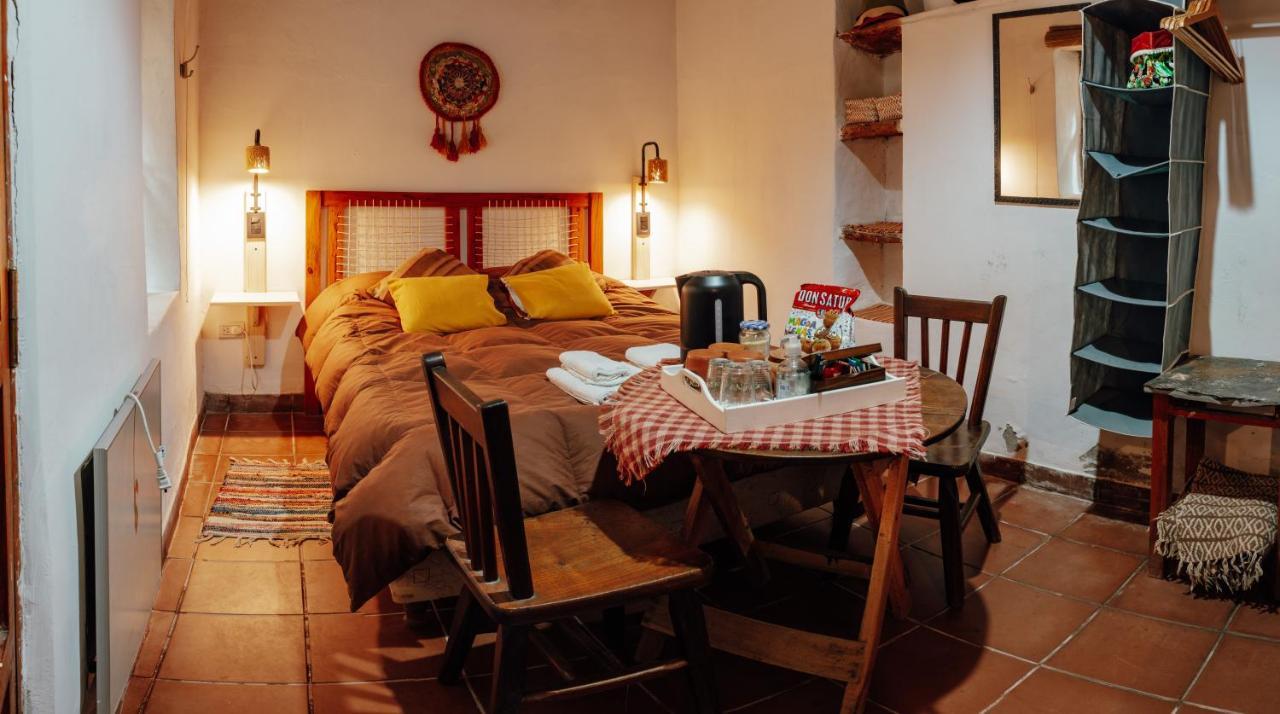 Casa De La Flia. Sanchez Bed and Breakfast Humahuaca Eksteriør billede